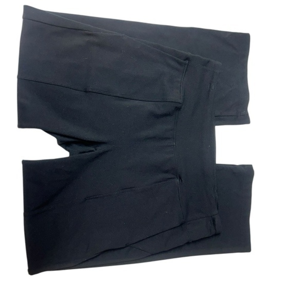 Athleta Women’s Black Cropped Yoga Pants Medium